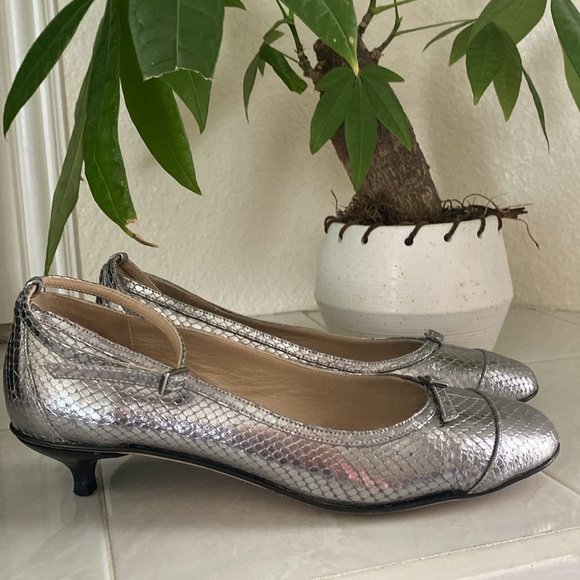 Kate Spade leather silver kitten heel maryjanes - Picture 5 of 8